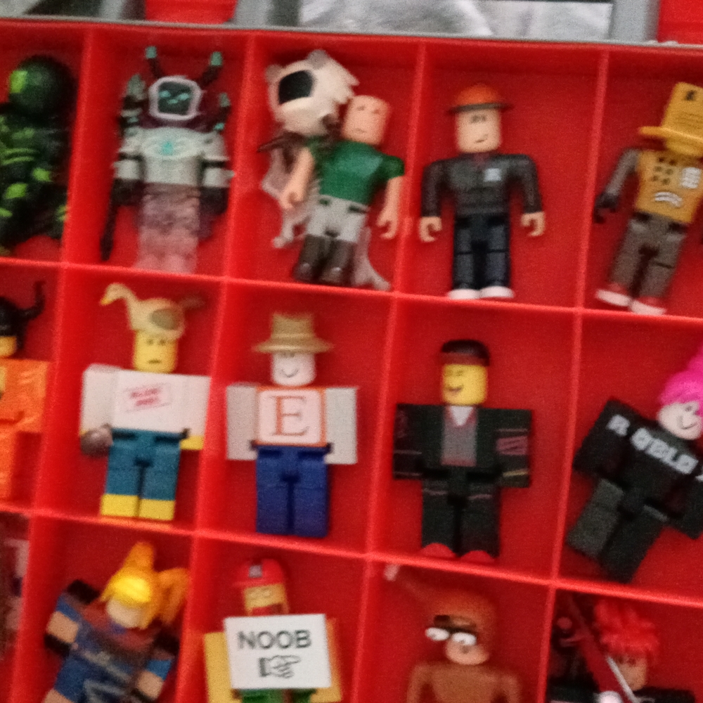 ROBLOX figures - Picture 4 of 5